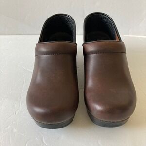 Dansko Professional Brown Oiled Leather Clogs Womens 38 Comfort Shoes
